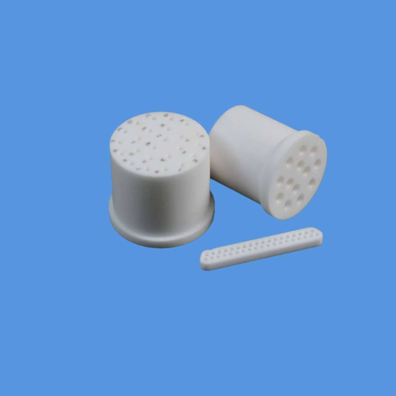 Keramik-Spezialteile – Substrate, Isolatoren, Buchsen, Ringe, Unterlegscheiben